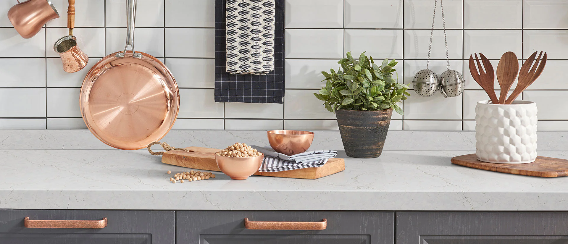 Top Calacatta Quartz Styles for 2025: Which One’s Right for Your Space?